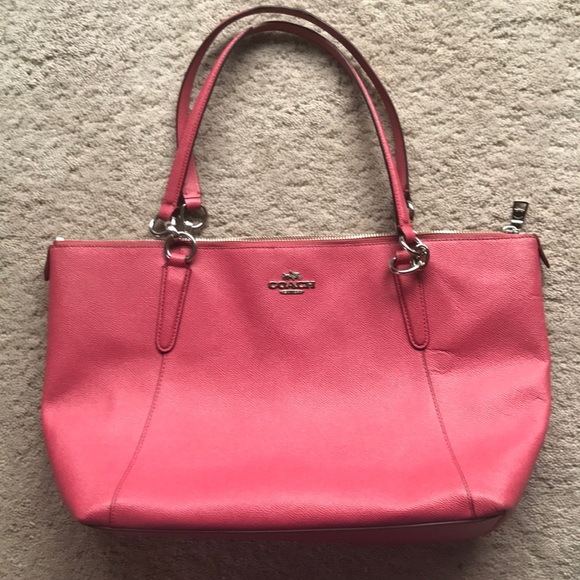 Coach Handbags - Coach Pink Leather Tote